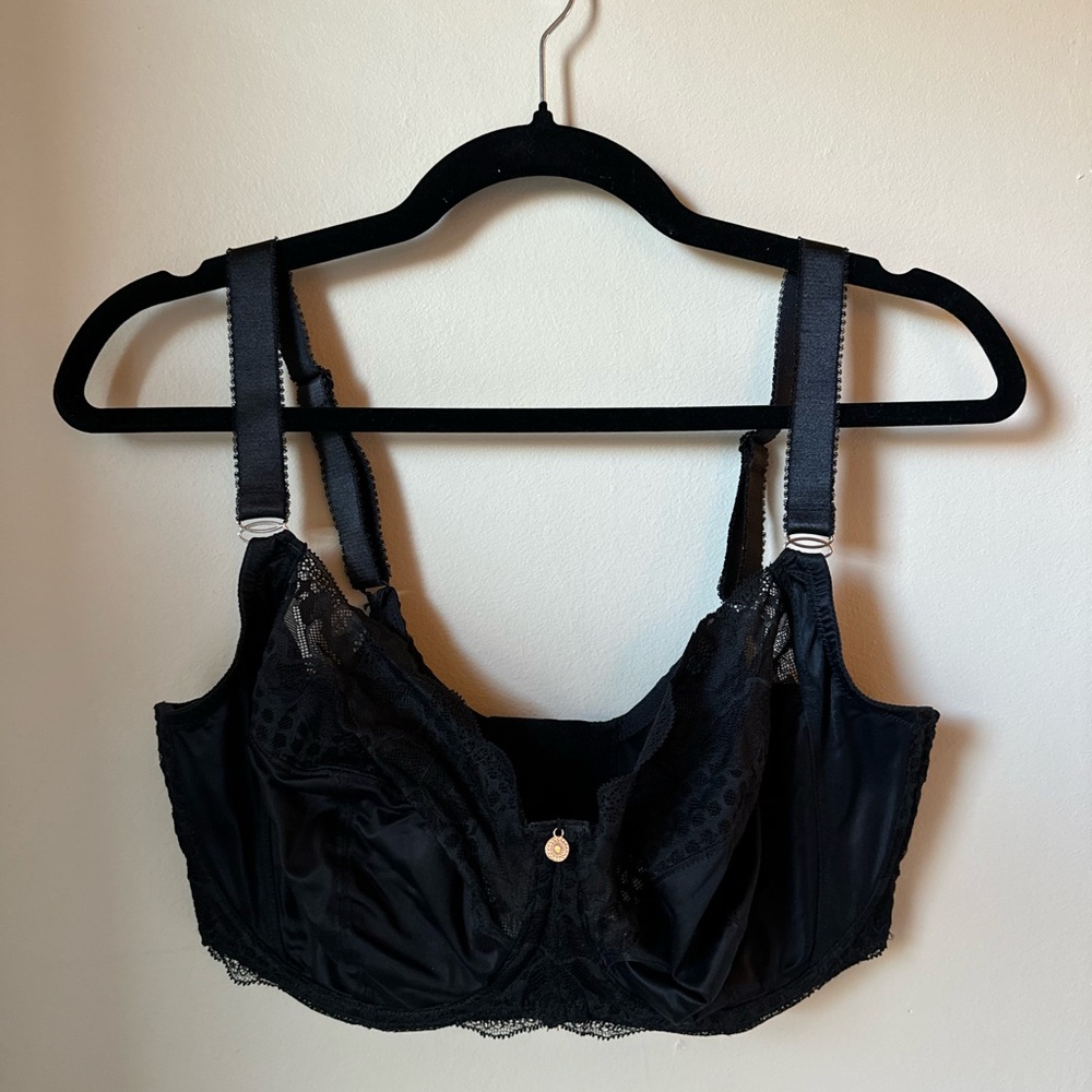 Fantasie “Reflect” Side Support Lace Balconette Bra in Black